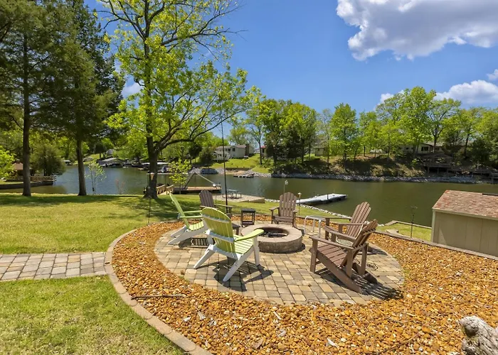 Waterfront Retreat With Hot Tub