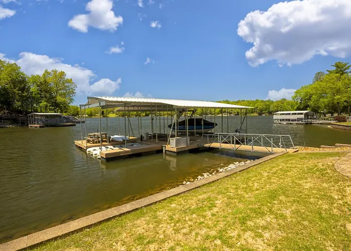Waterfront Retreat With Hot Tub